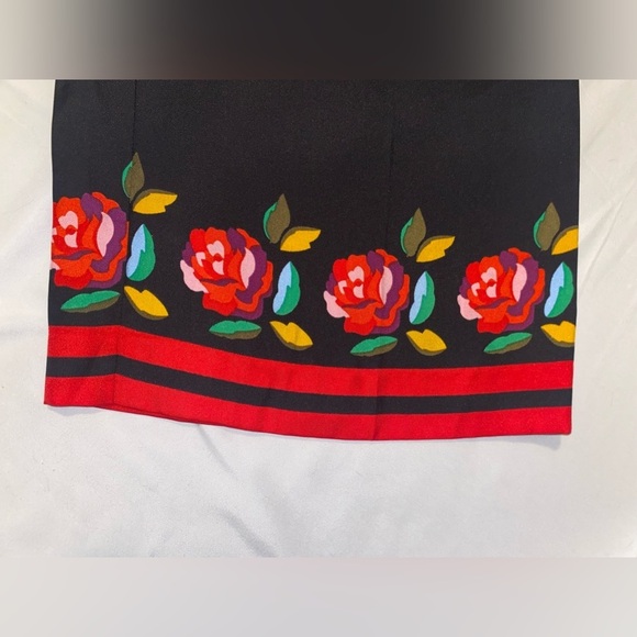 Kate Spade silk blend pants with Rose Border - NWT - Size Large - Picture 14 of 16